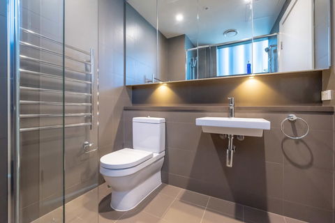 Olympic Park Sunshine 2 Bedrooms Apts With Private Parking - Accommodation Kalgoorlie 29