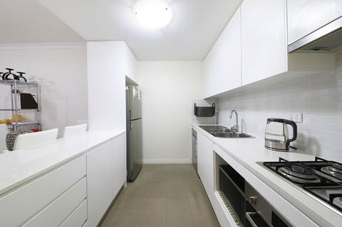 Sydney Apartment Close To Airport & CBD - Accommodation Kalgoorlie 11