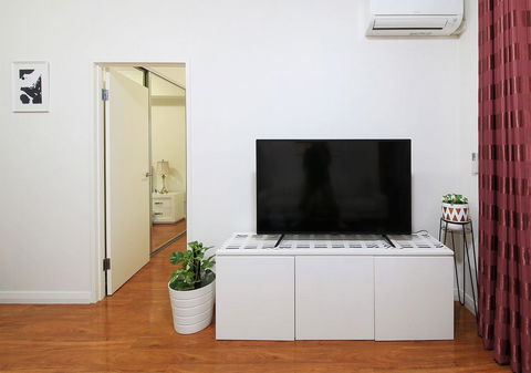 Sydney Apartment Close To Airport & CBD - Accommodation Kalgoorlie 9