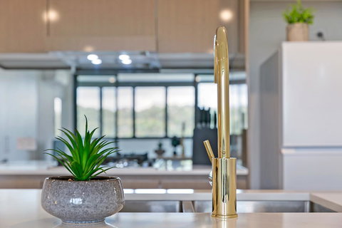 Stylish And Neat Two Bed Apartment In Wentworth Point - Accommodation Kalgoorlie 2