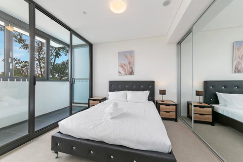 Stylish And Neat Two Bed Apartment In Wentworth Point - Accommodation Kalgoorlie 7