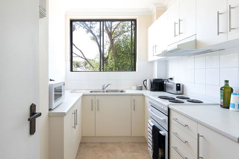 Stay In The Heart Of Randwick With Style - Accommodation Kalgoorlie 3