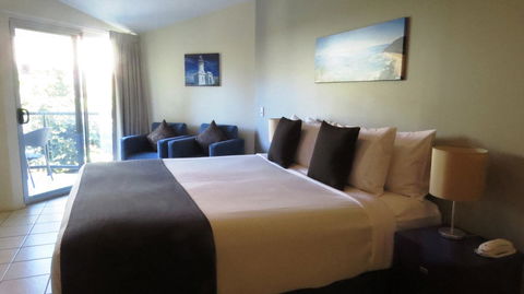 The Byron Beachcomber - Accommodation Kalgoorlie 5