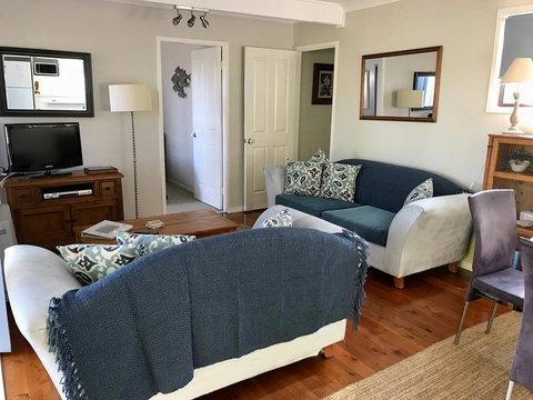 Lakeview Cottage - Accommodation Kalgoorlie 8