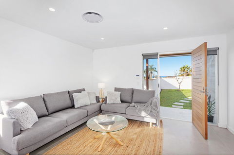 Modern Guest House - Accommodation Kalgoorlie 1
