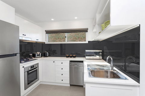 Modern Guest House - Accommodation Kalgoorlie 10