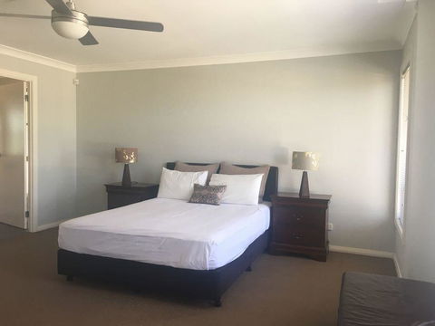Sydney Amazing Holiday Home Bridal BnB - Accommodation Kalgoorlie 8