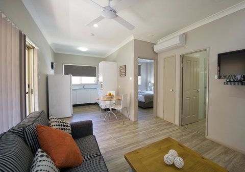Marty's @ Little Beach - Accommodation Kalgoorlie 17