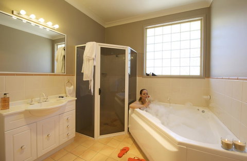 Marty's @ Little Beach - Accommodation Kalgoorlie 5