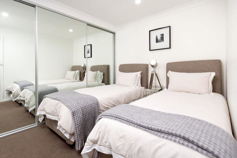 Sleeping In Style - Central & Sophisticated - Accommodation Kalgoorlie 7