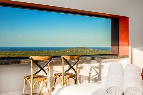 Sundays At Byron - Accommodation Kalgoorlie 4