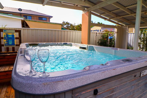 Interlude At Belmont - Accommodation Kalgoorlie 0