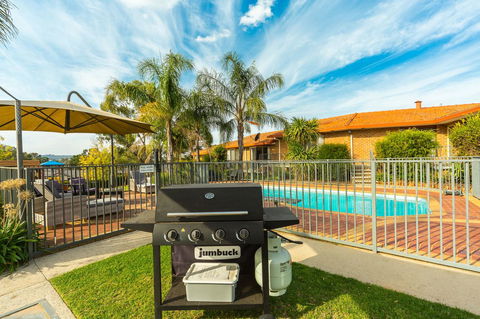 Hume Country Motor Inn - Accommodation Kalgoorlie 2