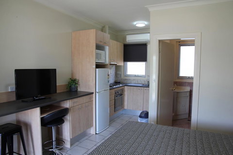 Tumut Apartments - Accommodation Kalgoorlie 5