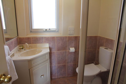 Tumut Apartments - Accommodation Kalgoorlie 10