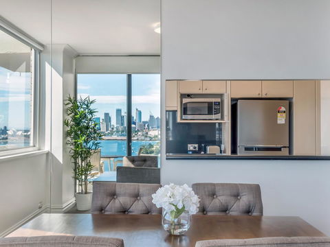 Panoramic Harbour Views And Unbeatable Comfort - Accommodation Kalgoorlie 8