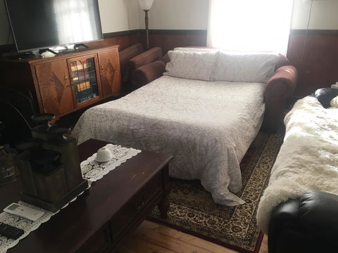 Caledonia Cottage - Accommodation Kalgoorlie 4