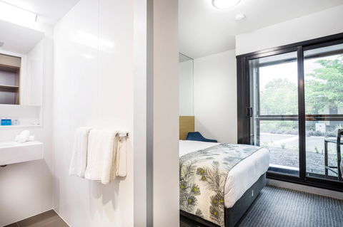 Mercure Darwin Airport Resort - Accommodation Kalgoorlie 10