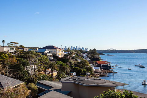 Art Deco Apartment With Breathtaking Water Views - Accommodation Kalgoorlie 11