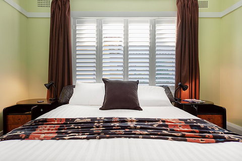 Art Deco Apartment With Breathtaking Water Views - Accommodation Kalgoorlie 10