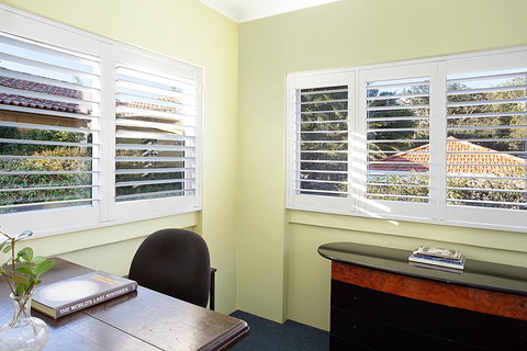 Art Deco Apartment With Breathtaking Water Views - Accommodation Kalgoorlie 8