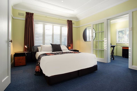 Art Deco Apartment With Breathtaking Water Views - Accommodation Kalgoorlie 1