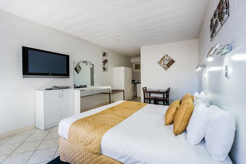 Elkira Court Motel - Accommodation Kalgoorlie 8