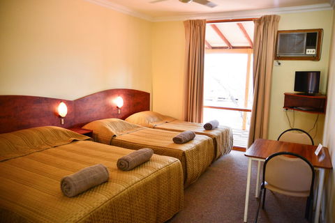 Erldunda Desert Oaks Resort - Accommodation Kalgoorlie 37