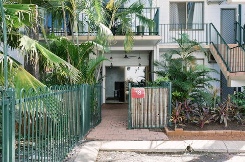 CitySide Apartment - 2 Bedroom With Private Courtyard - Accommodation Kalgoorlie 5