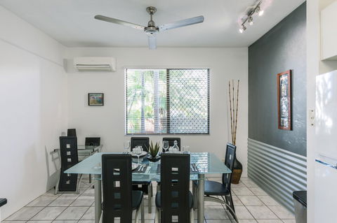 CitySide Apartment - 2 Bedroom With Private Courtyard - Accommodation Kalgoorlie 9