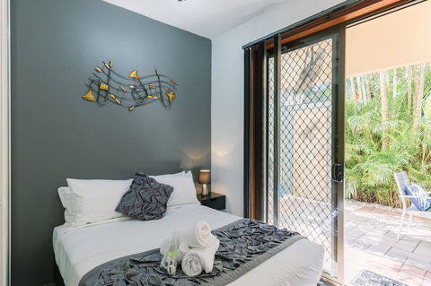 CitySide Apartment - 2 Bedroom With Private Courtyard - Accommodation Kalgoorlie 14