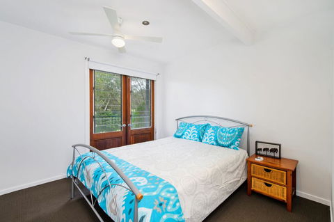 BONNY BEACH HOUSE - Holiday Accomodation With Pool - Accommodation Kalgoorlie 2