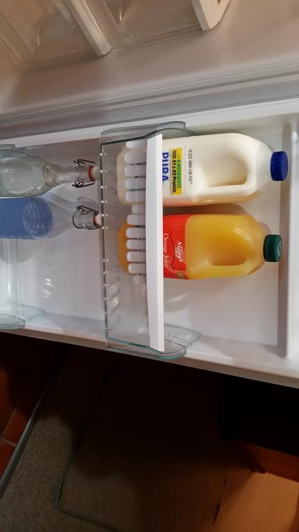 Bott's Beach Retreat - Accommodation Kalgoorlie 3