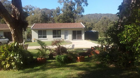 Brahminy Retreat - Accommodation Kalgoorlie 0