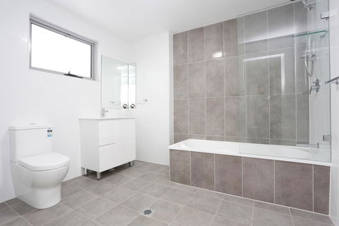 Brand New Family Friendly Apartment For 7 - Accommodation Kalgoorlie 0