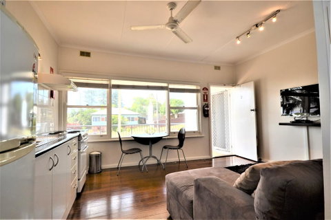 Breakers 2 2 Hill Street - Accommodation Kalgoorlie 3