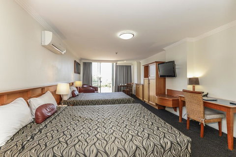 Burnett Riverside Hotel - Accommodation Kalgoorlie 3