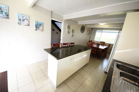 By The Beach At South West Rocks - Accommodation Kalgoorlie 1