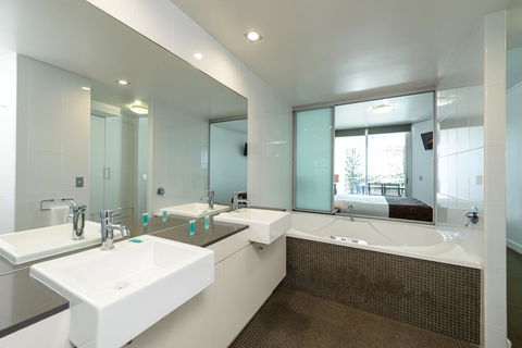 C Bargara Resort - Accommodation Kalgoorlie 2