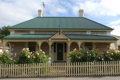 Cabernet Cottage - Accommodation Kalgoorlie 1