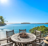 Cape Mackerel Cabin with Magic Palm Beach  Pittwater Views - Accommodation Kalgoorlie