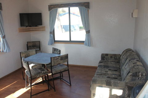 Capital Country Holiday Park - Accommodation Kalgoorlie 2