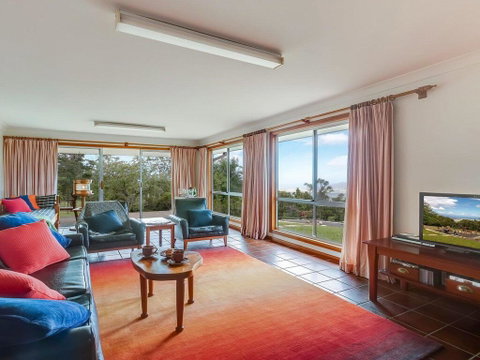 Captain's Lookout - Elevated Ocean Views, Rural Stay - Accommodation Kalgoorlie 3