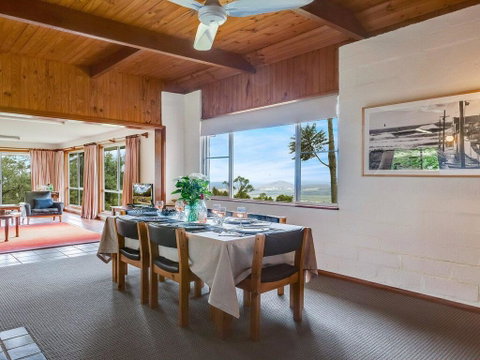 Captain's Lookout - Elevated Ocean Views, Rural Stay - Accommodation Kalgoorlie 1