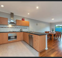 Cardiff St House - Accommodation Kalgoorlie