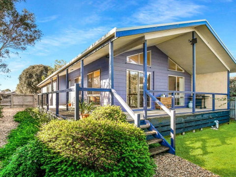 Casa Dell' Isola - Accommodation Kalgoorlie 0