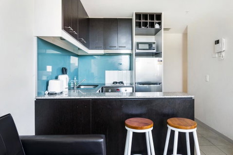 Central And Modern Apartment In Melbourne CBD - Accommodation Kalgoorlie 2