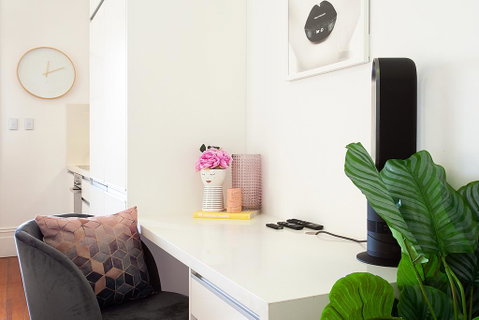 Charming Studio With Balcony In Inner-City Glebe - Accommodation Kalgoorlie 2