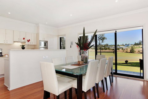 Chateau Shiraz - Accommodation Kalgoorlie 1