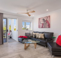 Chevron Sails - Accommodation Kalgoorlie